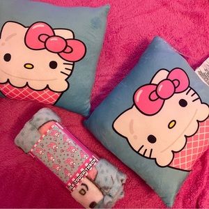 2 hello kitty pillows + my melody blanket